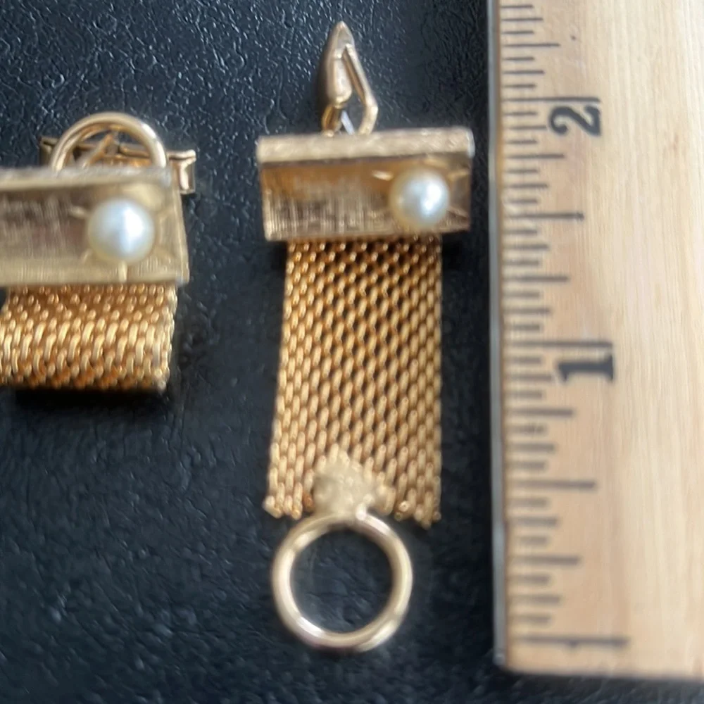 Gold Cuff Links with Chain Design and Pearl Accent